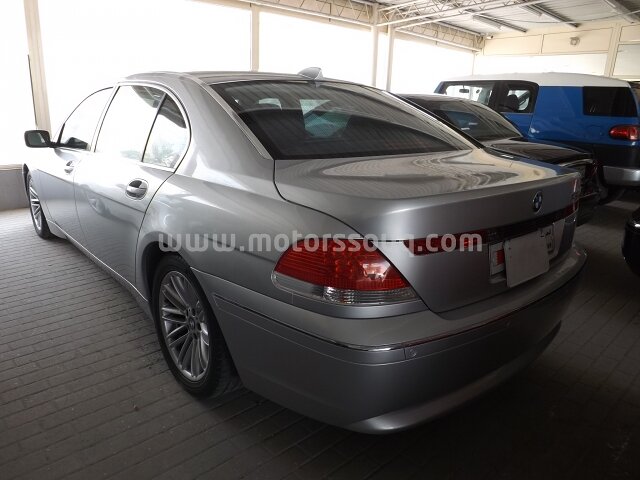 2005 بي إم دبليو 730