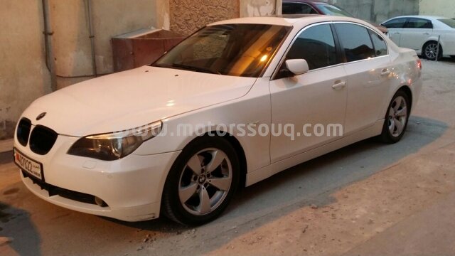 2005 BMW 523