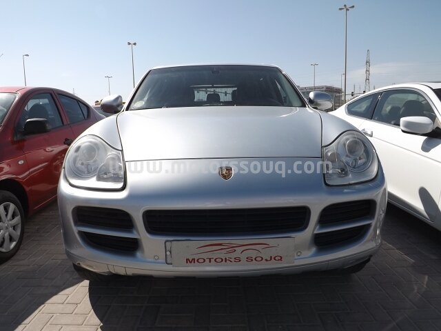 2004 Porsche Cayenne