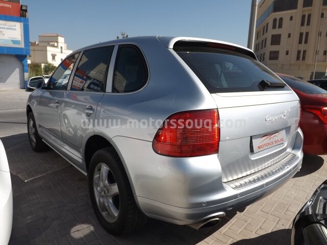 2004 Porsche Cayenne