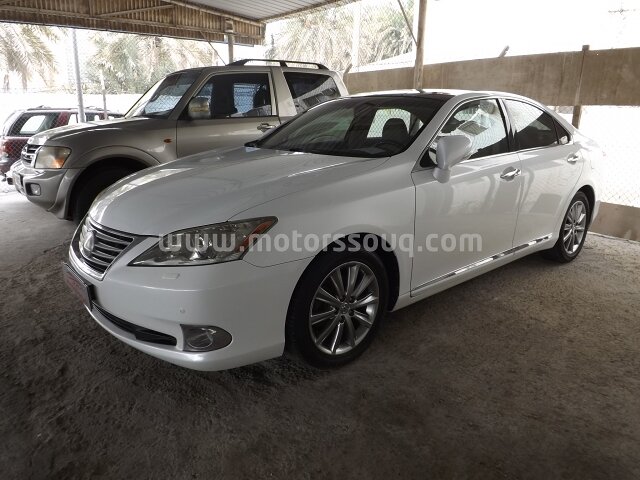 2010 لكزس إي إس