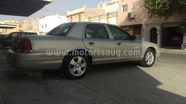 2010 Ford Crown Victoria