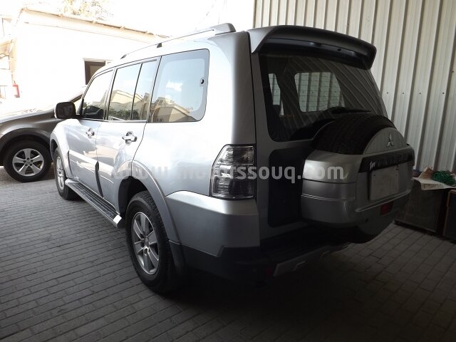 2007 Mitsubishi Pajero