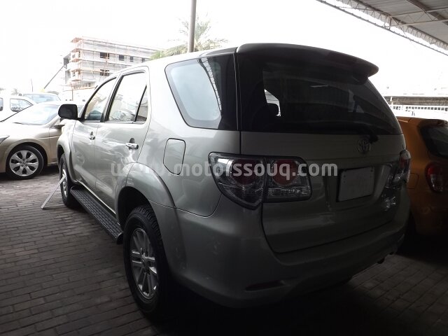 2013 Toyota Fortuner