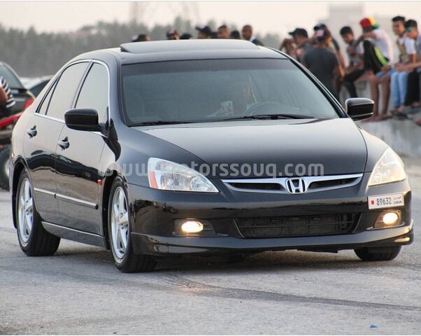 2004 هوندا أكورد
