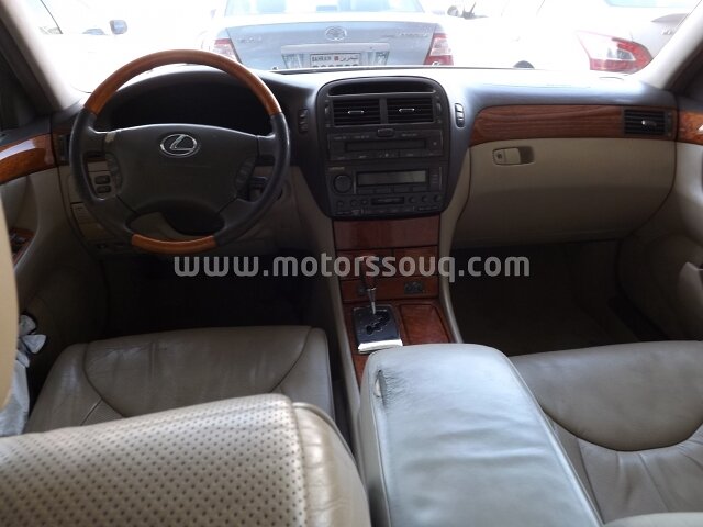2004 لكزس إل إس