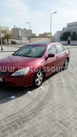 2004 هوندا أكورد