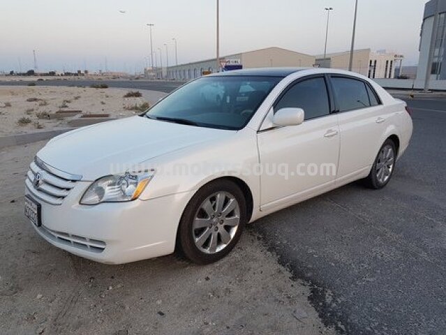 2006 تويوتا أفالون
