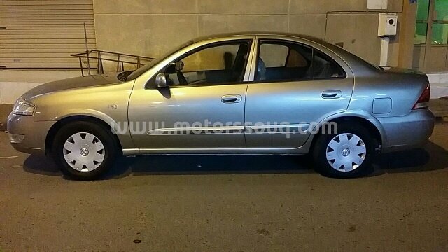2010 نيسان صني