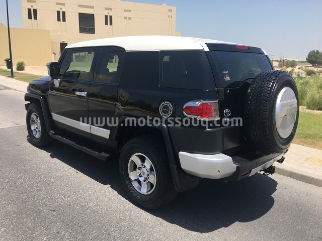 2010 تويوتا إف جيه