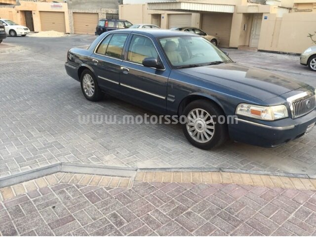 2010 Mercury Grand Marquis