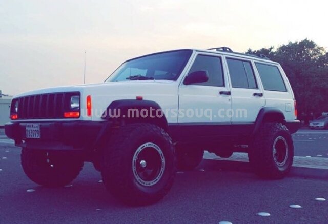 2001 جيب شيروكي