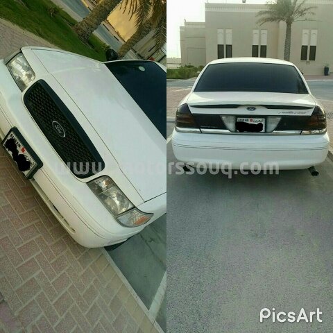 1999 فورد كراون فيكتوريا