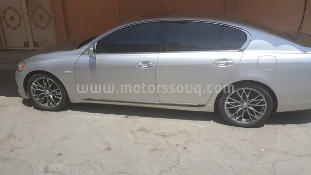 2005 لكزس جي إس