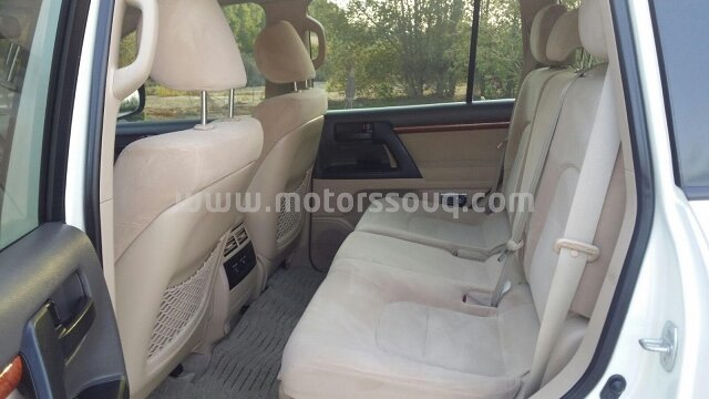 2012 Toyota Land Cruiser