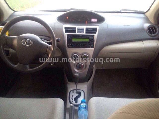2011 Toyota Yaris