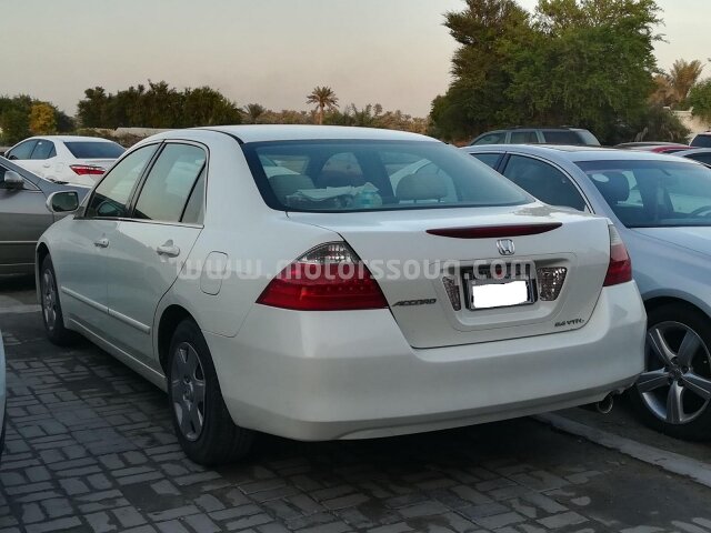 2006 هوندا أكورد