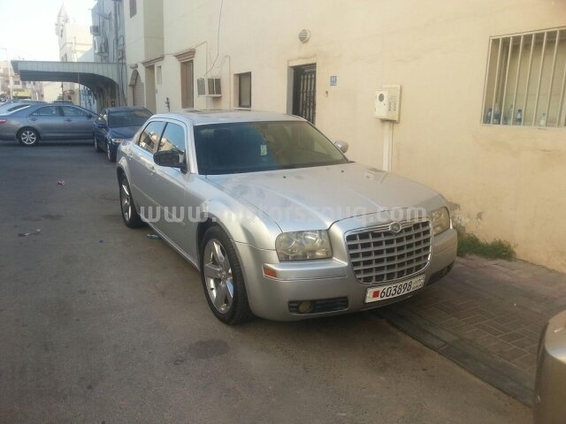 2005 كرايسلر أخرى