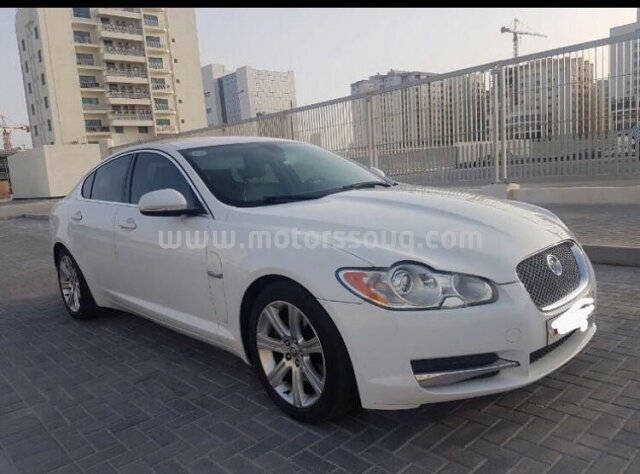 2010 جاغوار إكس إف