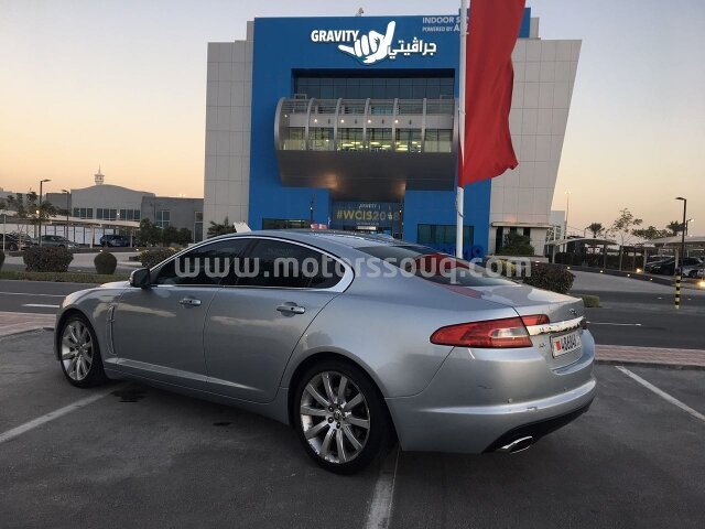 2009 جاغوار إكس إف