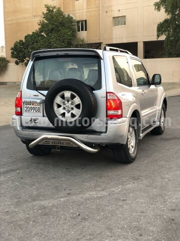 2006 ميتسوبيشي باجيرو