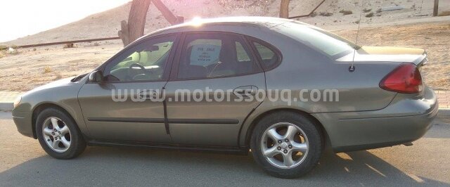 2001 Ford Taurus