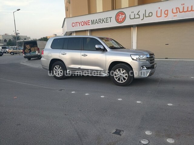 2018 Toyota Land Cruiser