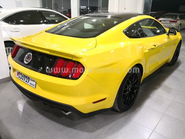 2015 فورد موستانج