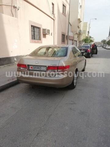 2004 هوندا أكورد