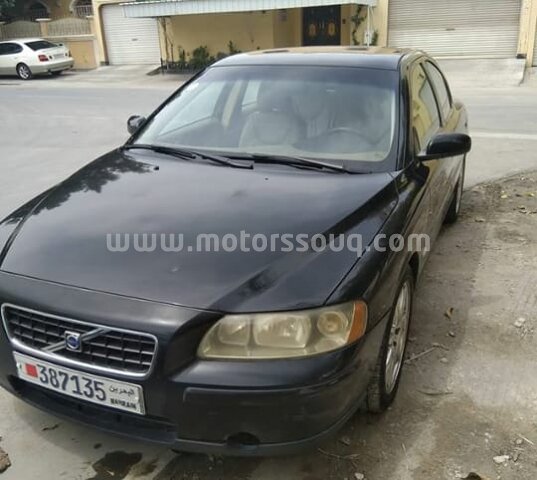 2004 Volvo S60