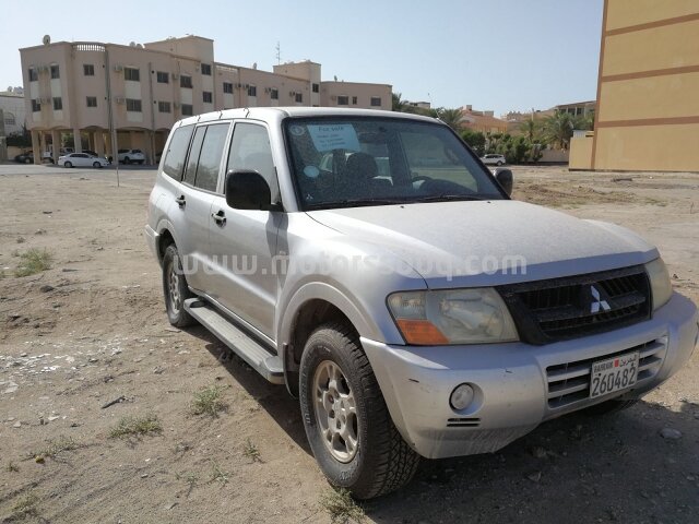 2004 ميتسوبيشي باجيرو