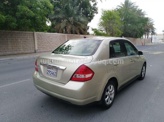 2007 نيسان تيدا