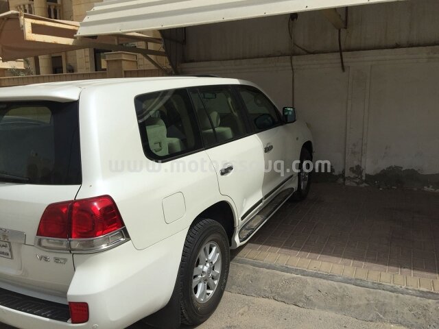 2009 Toyota Land Cruiser