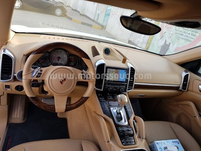 2012 Porsche Cayenne