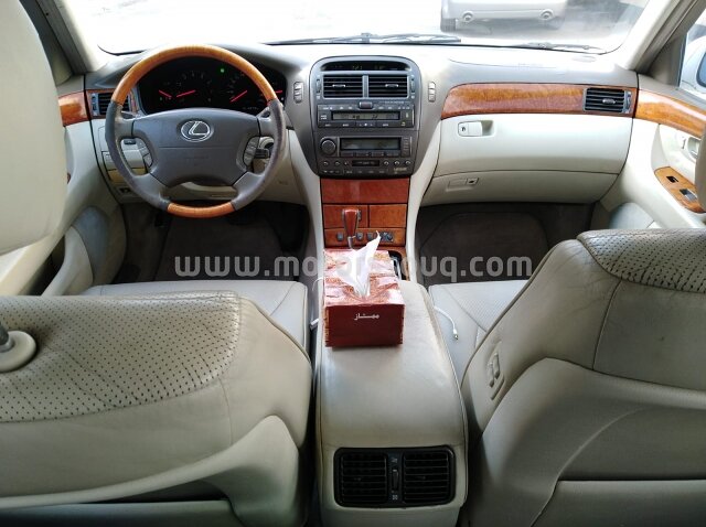2003 Lexus LS