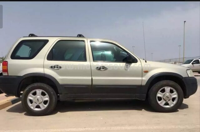 2004 فورد إسكيب