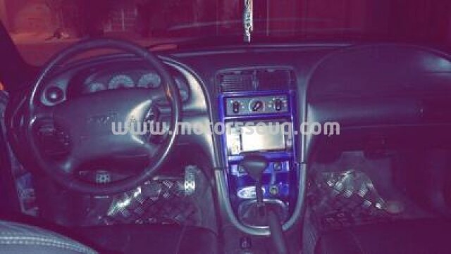 2004 Ford Mustang