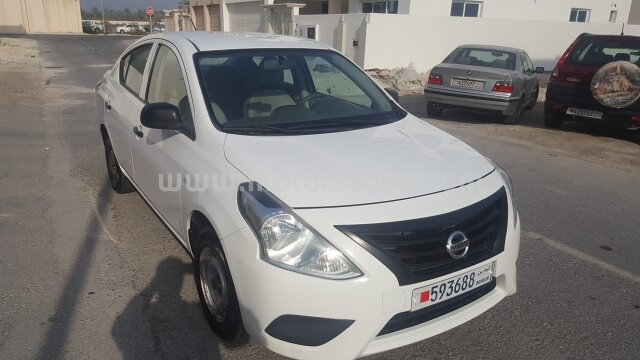 2015 نيسان صني