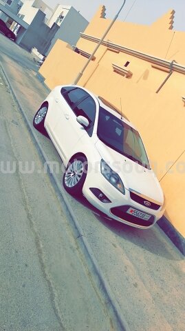 2011 فورد فوكس