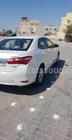 2015 تويوتا كورولا