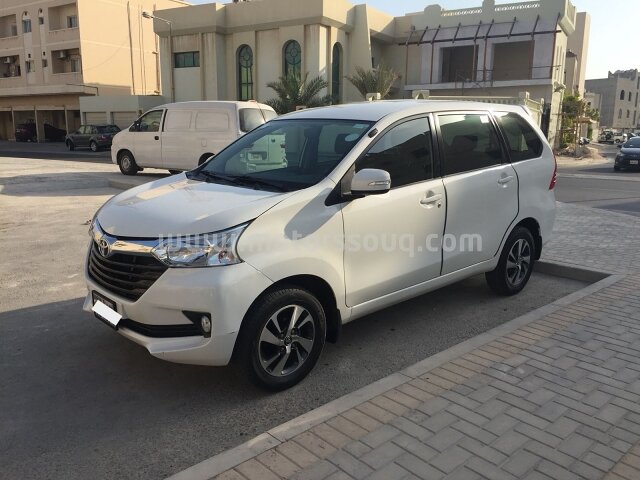 2016 تويوتا أفانزا