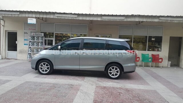 2006 Toyota Previa