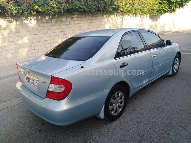 2004 Toyota Camry