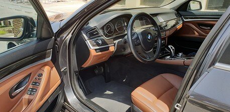 2011 BMW 523