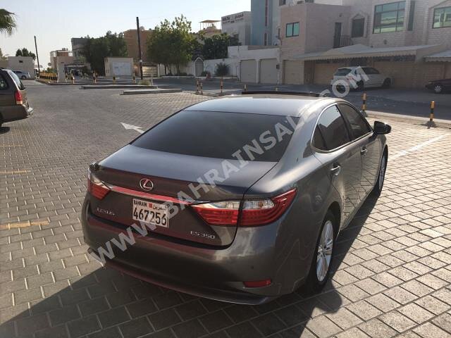 2014 Lexus ES350