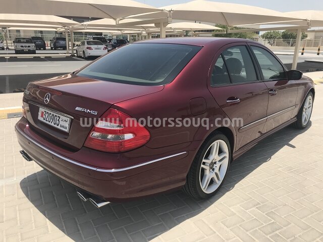2005 Mercedes-Benz E