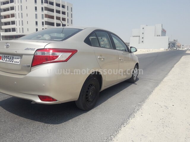 2015 تويوتا يارس