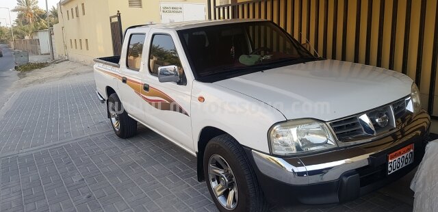 2013 نيسان بيك أب
