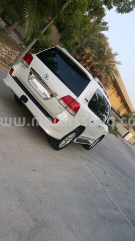 2010 تويوتا لاند كروزر