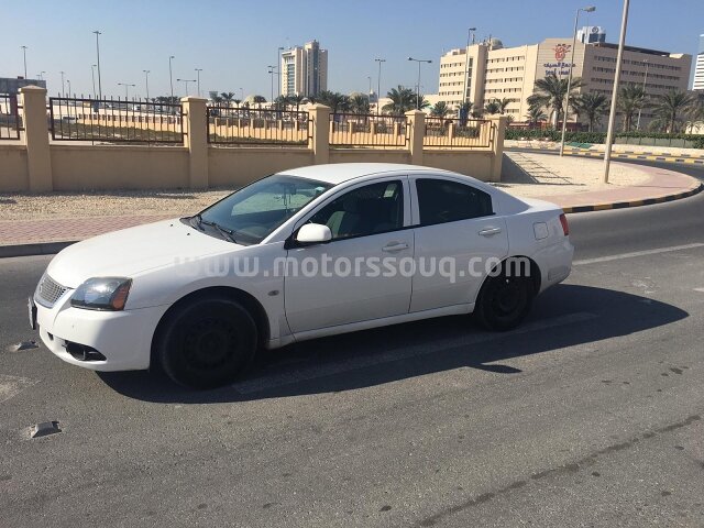 2011 Mitsubishi Galant